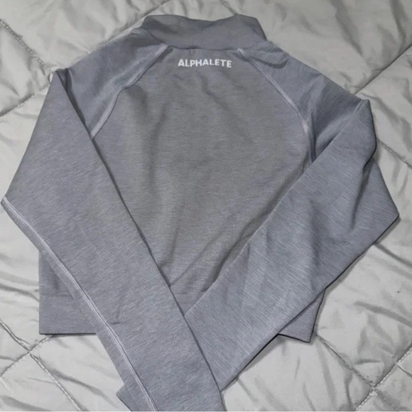 Alphalete amplify jacket - Picture 11 of 16